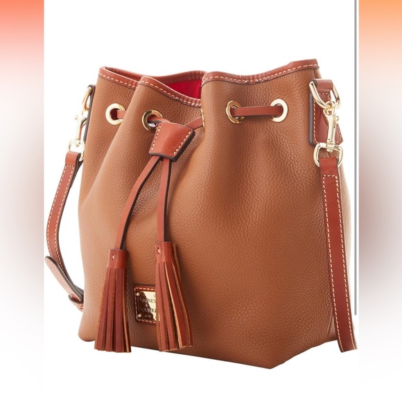 Bucket bag with wallet - Picture 3 of 10